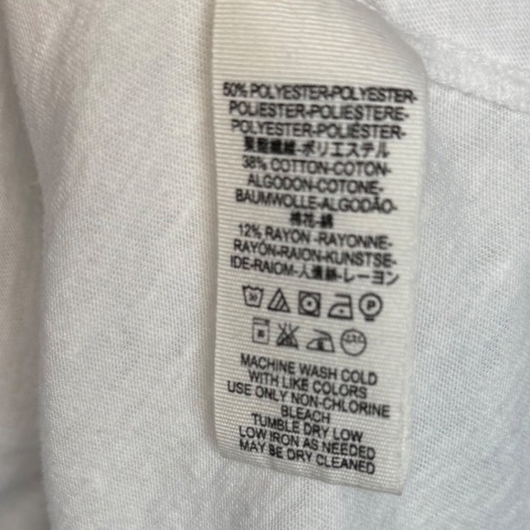 FREE PEOPLE, ALL YOU NEED RUCHED V-NECK TEE, White, Size Medium - Picture 6 of 7